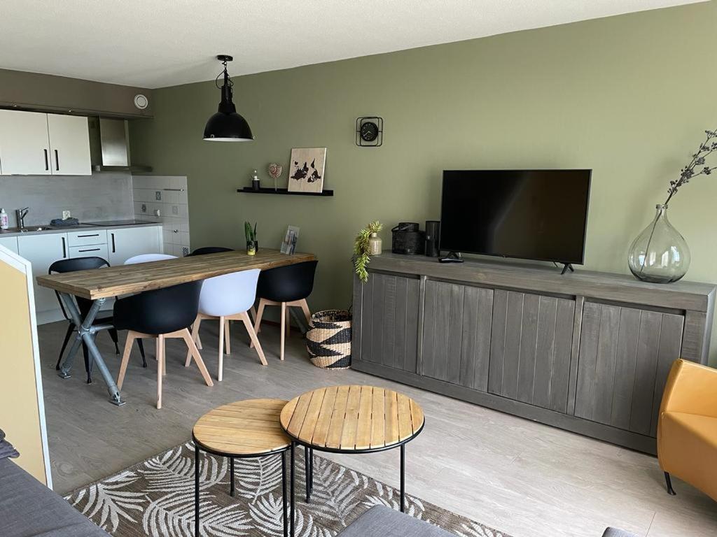 Appartement Senang, Resort Amelander Kaap Hollum  Exterior photo